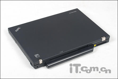 終極移動(dòng)工作站 ThinkPad W500評(píng)測(cè)