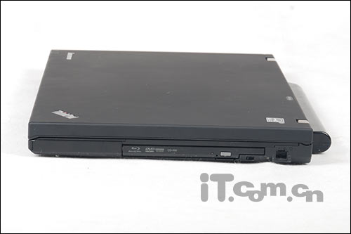 終極移動(dòng)工作站 ThinkPad W500評(píng)測(cè)