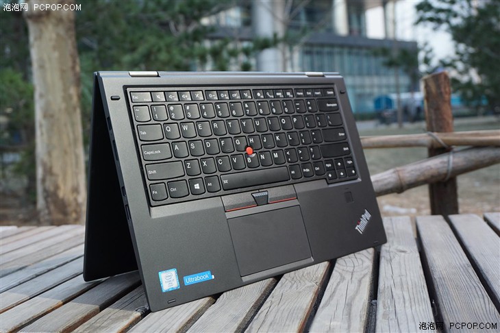 槽點滿滿的變形本 ThinkPad X1 Yoga評測 